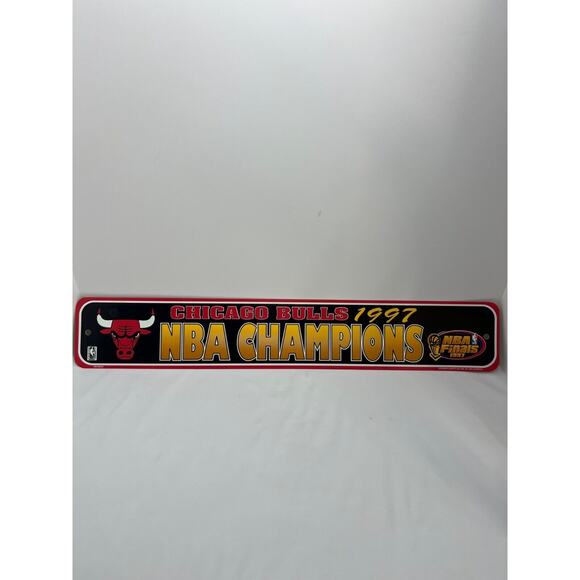 1997 CHICAGO BULLS Champions Parking PLASTIC Souvenir 24x4 SIGN MICHAEL JORDAN - Picture 1 of 6
